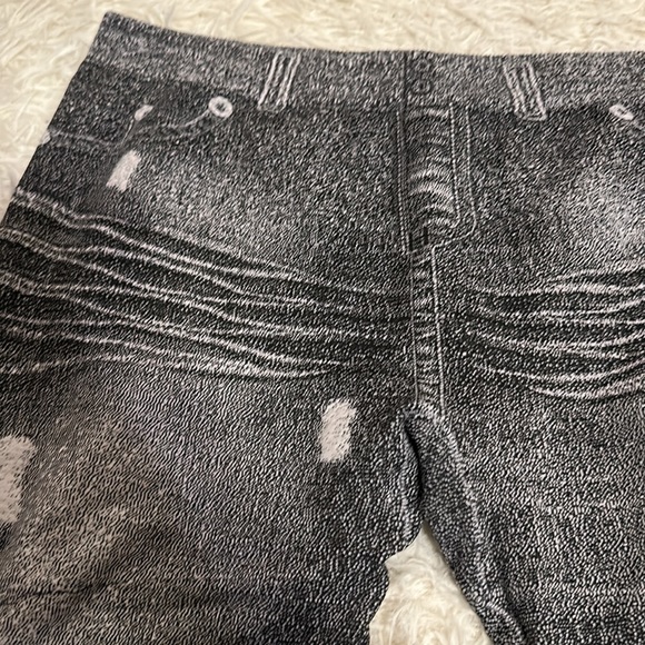 Icon Apparel sweatpants.  Look like jeans size L/XL - Picture 5 of 12